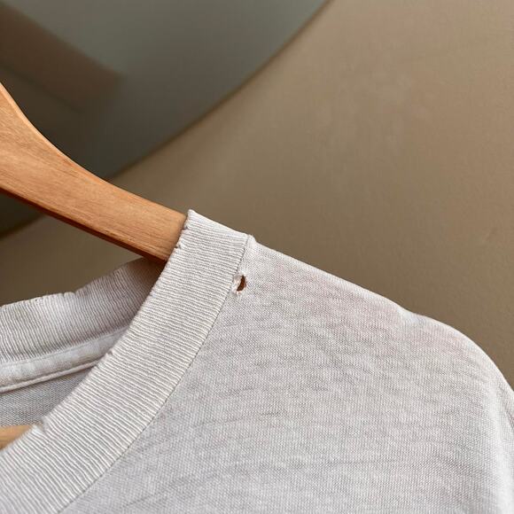 Vintage Gibson Guitar Promo Shirt - Picture 3 of 8